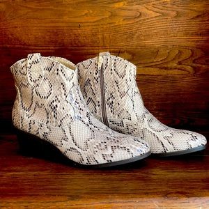 Snake skin Booties